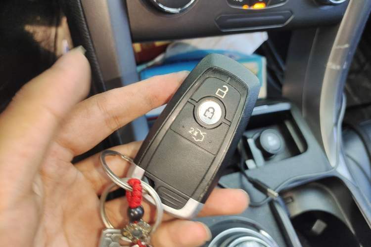 Used Ford Mondeo 2017 EcoBoost 180 Stylish Model Vehicle Key