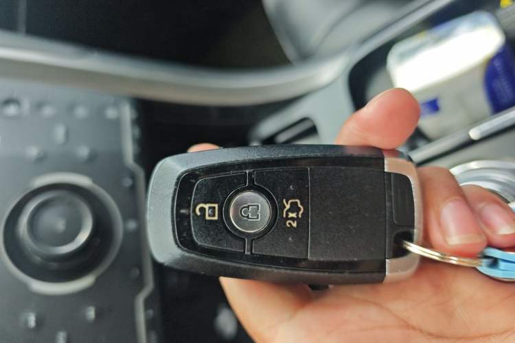 Used Ford Mondeo 2017 EcoBoost 180 Stylish Model Vehicle Key