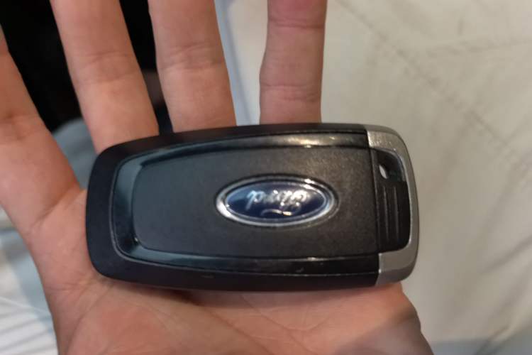 Used Ford Mondeo 2017 2.0L HEV Zhihao Model Vehicle Key