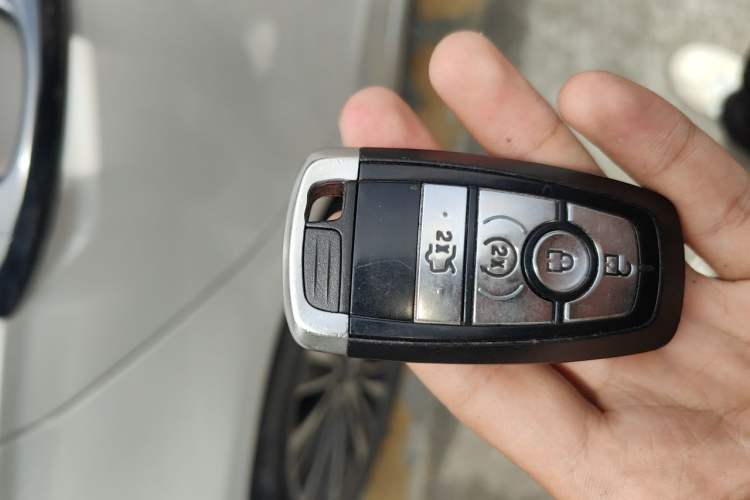 Used Ford Mondeo 2017 EcoBoost 180 Luxury Model Vehicle Key