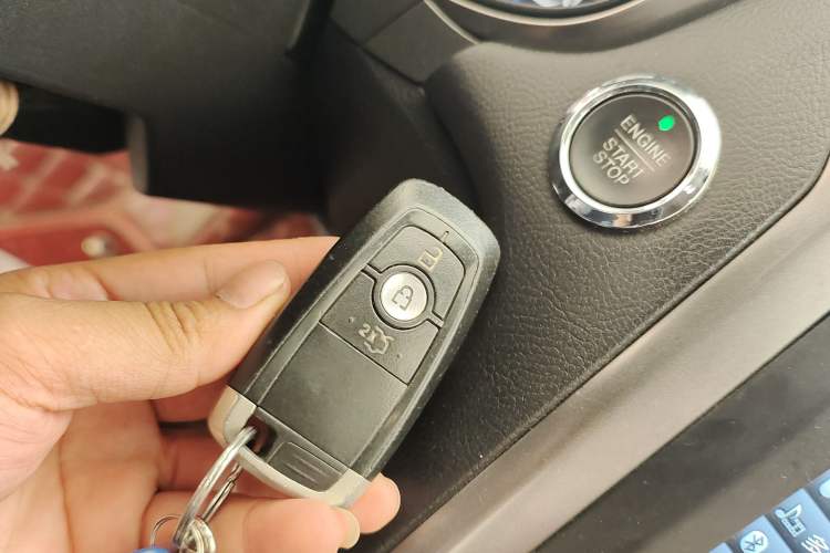 Used Ford Mondeo 2017 EcoBoost 180 Stylish Model Vehicle Key