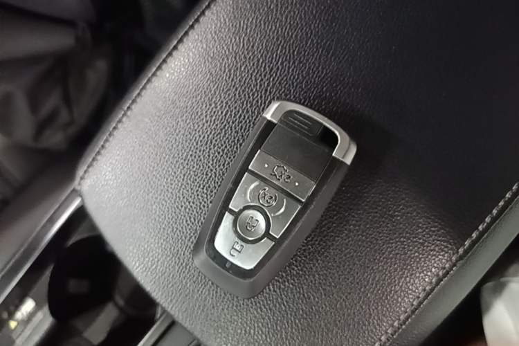 Used Ford Mondeo 2017 Facelifted EcoBoost 200 Luxury Version Vehicle Key