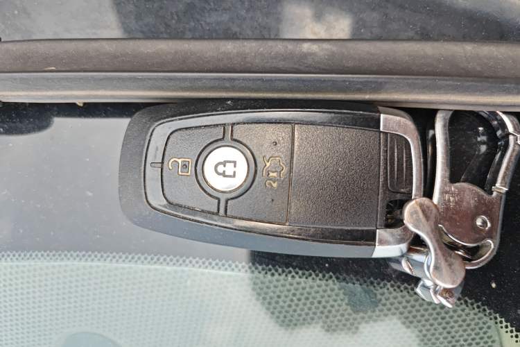 Used Ford Mondeo 2017 EcoBoost 180 Stylish Model Vehicle Key