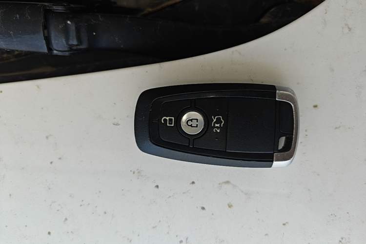 Used Ford Mondeo 2017 EcoBoost 180 Stylish Model Vehicle Key