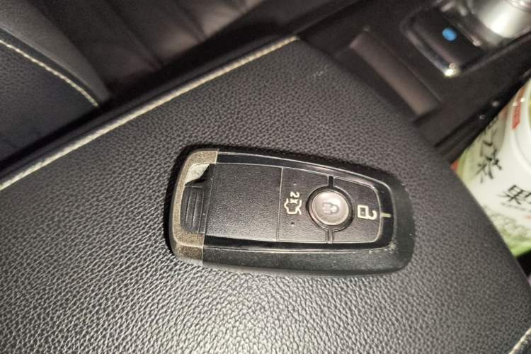 Used Ford Mondeo 2017 EcoBoost 180 Stylish Model Vehicle Key