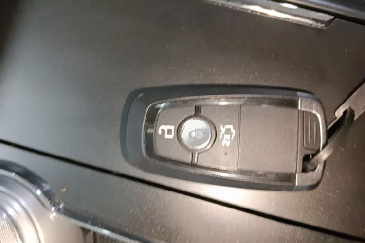 Used Ford Mondeo 2017 EcoBoost 180 Stylish Model Vehicle Key