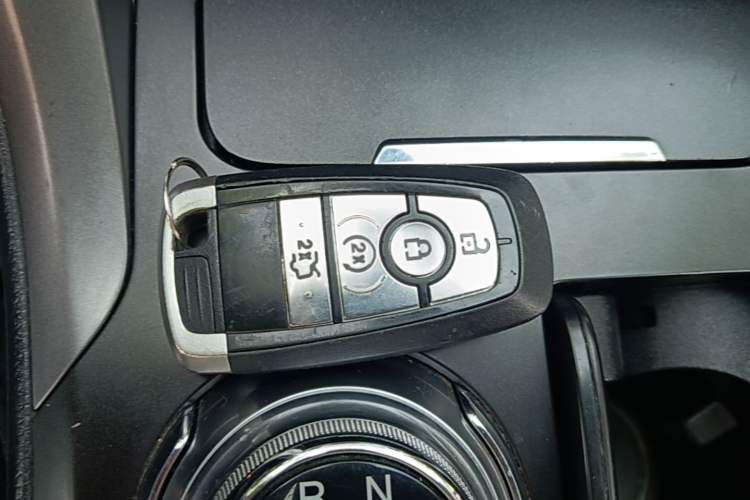 Used Ford Mondeo 2017 EcoBoost 180 Luxury Model Vehicle Key