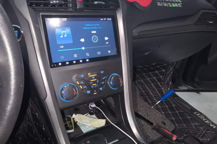 Used Ford Mondeo 2018 EcoBoost 180 Fashion Edition Audio And AC Panel