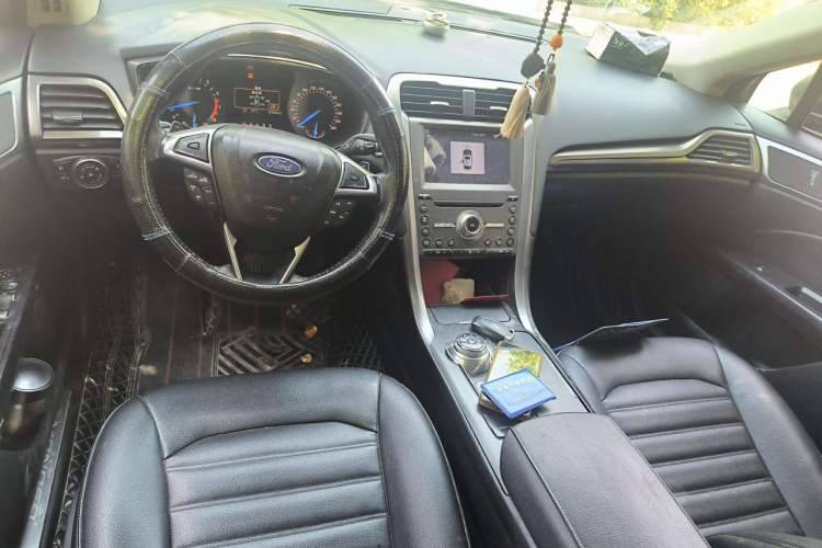 Used Ford Mondeo 2018 EcoBoost 180 Smart Control Fashion Model China V Standard Center Console