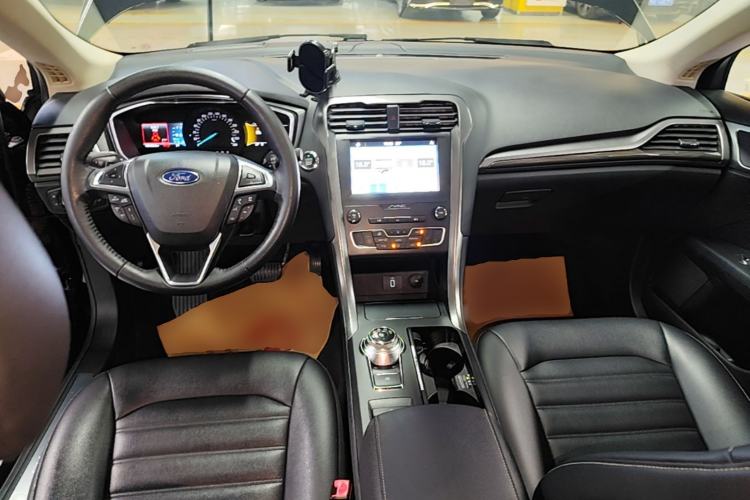 Used Ford Mondeo 2018 EcoBoost 180 SmartControl Luxury Model China V Standard Center Console