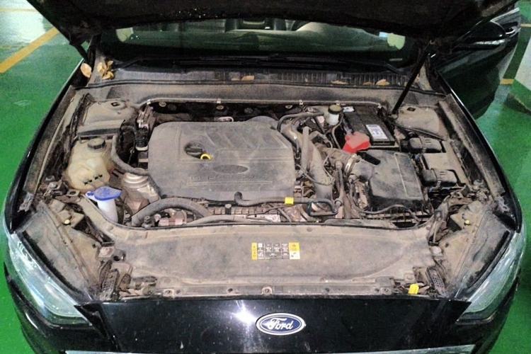 Used Ford Mondeo 2018 EcoBoost 180 Fashion Edition Engine Bay