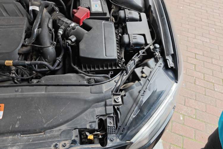 Used Ford Mondeo 2018 EcoBoost 180 Fashion Edition Engine Bay Left