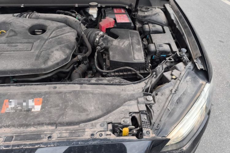 Used Ford Mondeo 2018 EcoBoost 200 Stylish Model Engine Bay Left
