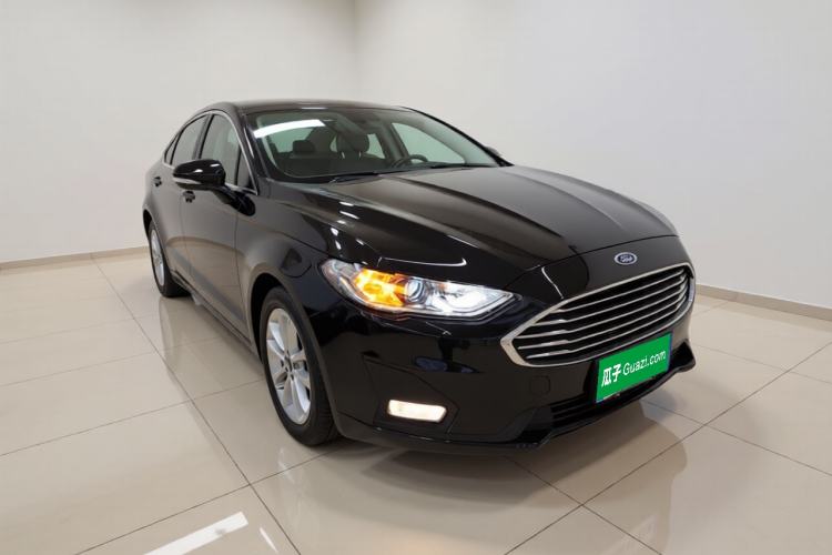 Used Ford Mondeo 2018 EcoBoost 180 Smart Control Fashion Model China VI Standard Front Right 45 Deg
