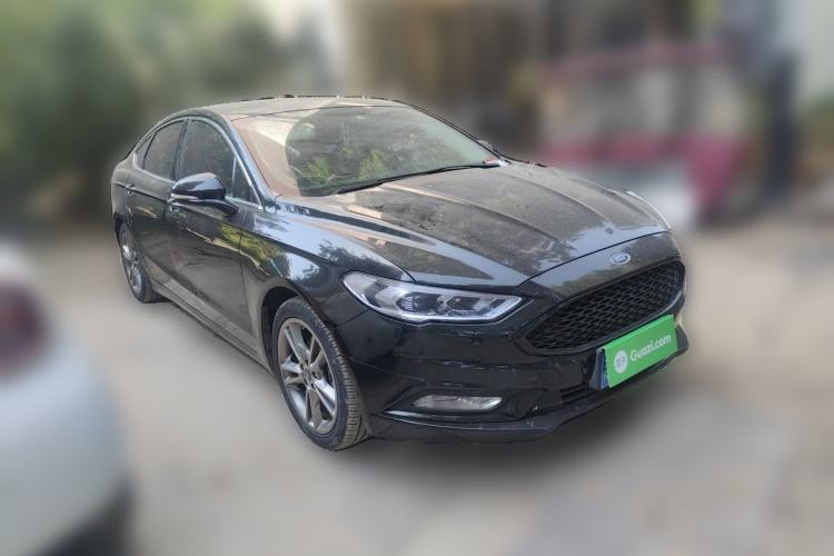 Used Ford Mondeo 2018 EcoBoost 200 Stylish Model Front Right 45 Deg
