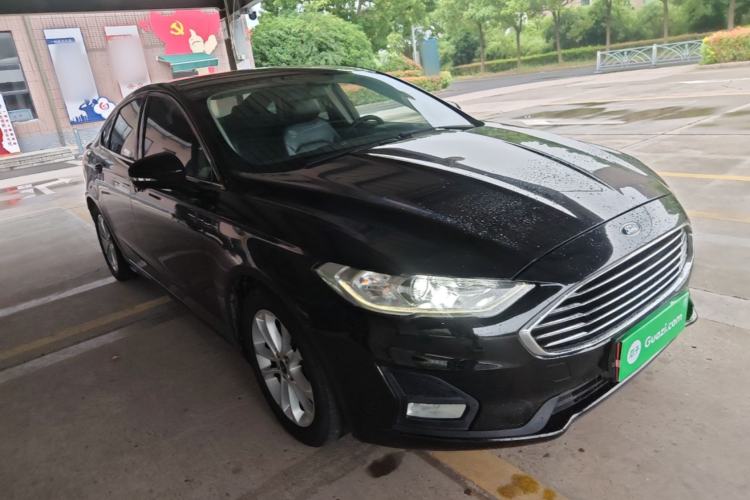 Used Ford Mondeo 2018 EcoBoost 200 Smart Control Fashion Model China VI Standard Front Right 45 Deg