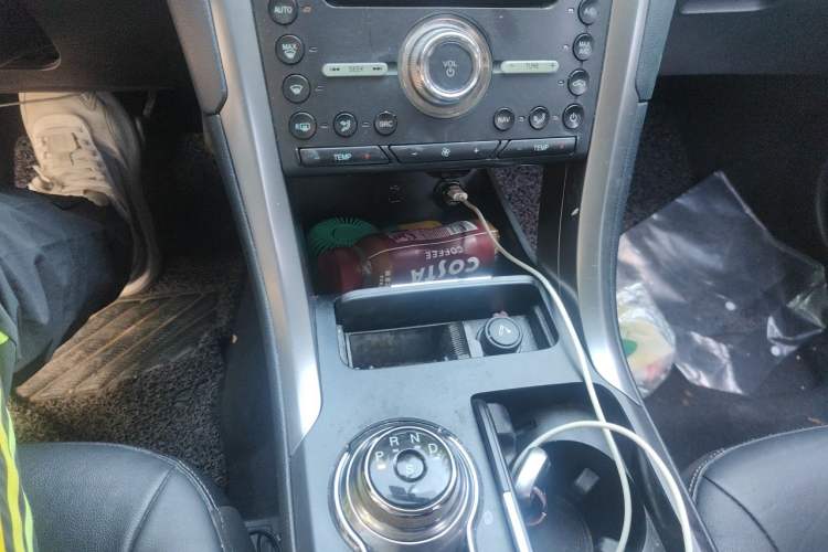 Used Ford Mondeo 2018 EcoBoost 200 Stylish Model Gear Lever