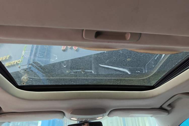 Used Ford Mondeo 2018 EcoBoost 180 Fashion Edition Headliner
