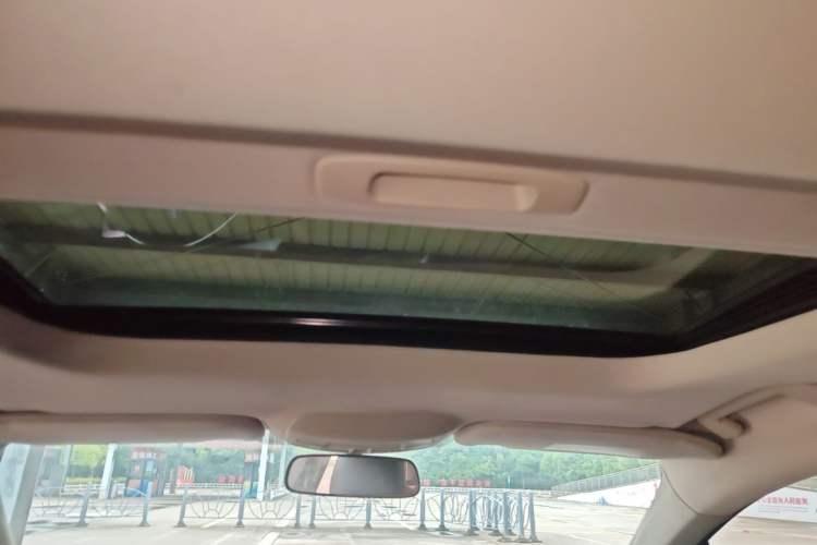 Used Ford Mondeo 2018 EcoBoost 200 Smart Control Fashion Model China VI Standard Headliner