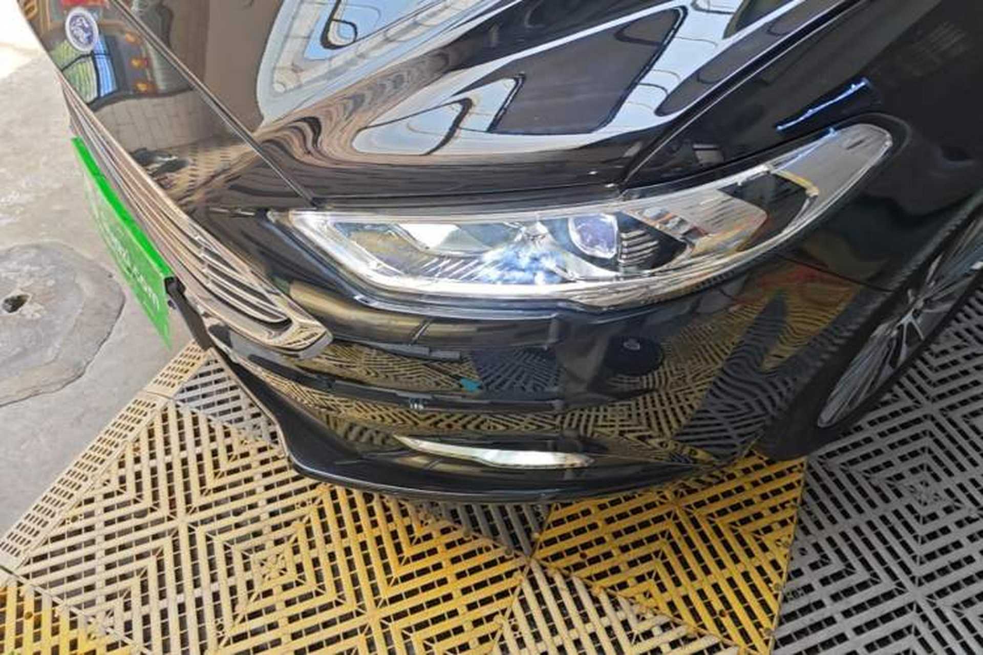 Used Ford Mondeo 2018 EcoBoost 200 Luxury Model Left Front Headlight