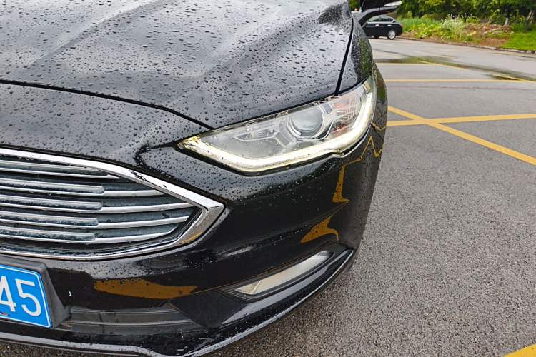 Used Ford Mondeo 2018 EcoBoost 180 Fashion Edition Left Front Headlight