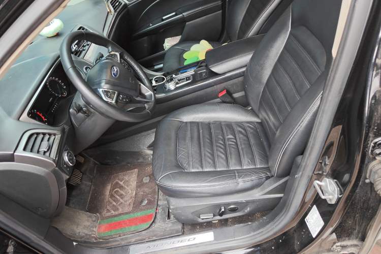 Used Ford Mondeo 2018 EcoBoost 180 Fashion Edition Left Front Seat