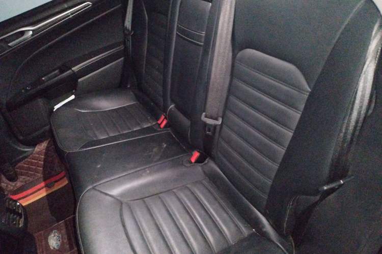 Used Ford Mondeo 2018 EcoBoost 200 Stylish Model Left Rear Seat