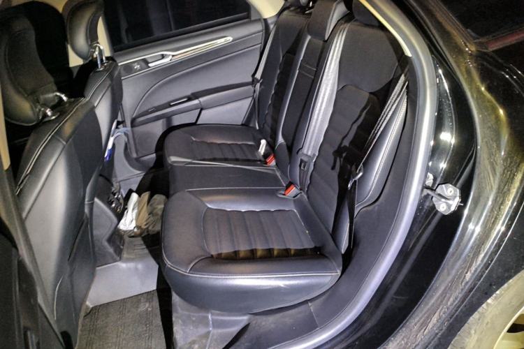 Used Ford Mondeo 2018 EcoBoost 180 Fashion Edition Left Rear Seat