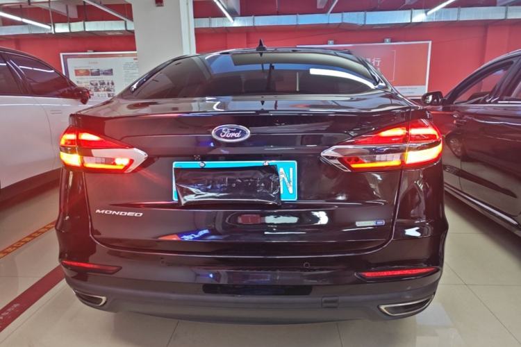 Used Ford Mondeo 2018 EcoBoost 180 Smart Control Fashion Model China VI Standard Rear