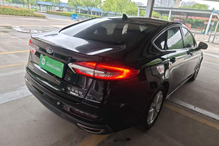 Used Ford Mondeo 2018 EcoBoost 200 Smart Control Fashion Model China VI Standard Rear Right 45 Deg