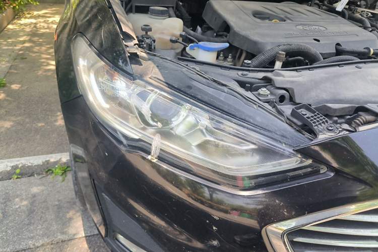 Used Ford Mondeo 2018 EcoBoost 180 Smart Control Fashion Model China V Standard Right Front Headlight