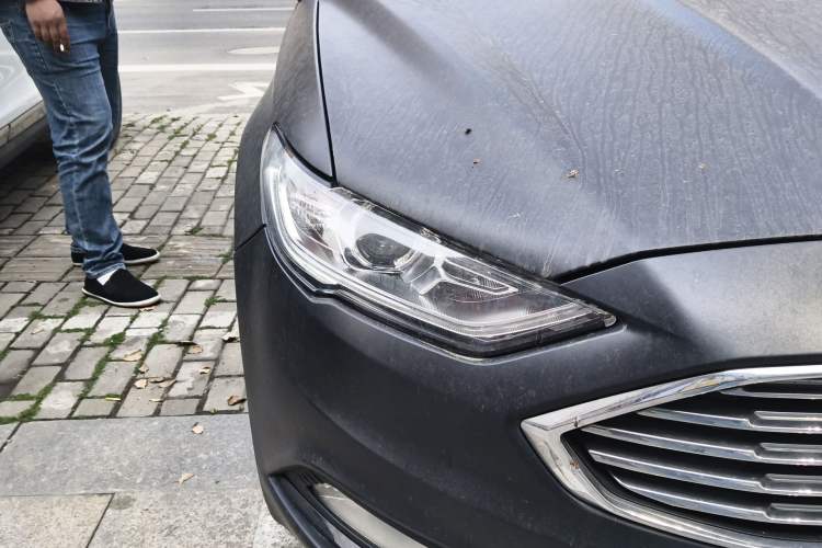 Used Ford Mondeo 2018 EcoBoost 180 Fashion Edition Right Front Headlight