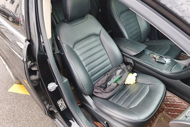 Used Ford Mondeo 2018 EcoBoost 180 Fashion Edition Right Front Seat