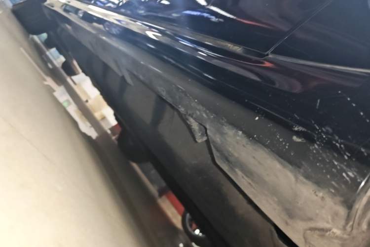 Used Ford Mondeo 2018 EcoBoost 180 Smart Control Fashion Model China VI Standard Right Side Sill