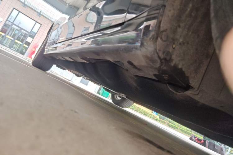 Used Ford Mondeo 2018 EcoBoost 200 Smart Control Fashion Model China VI Standard Right Side Sill