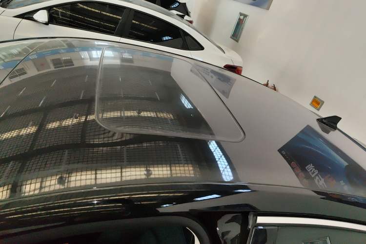 Used Ford Mondeo 2018 EcoBoost 180 Smart Control Fashion Model China VI Standard Roof