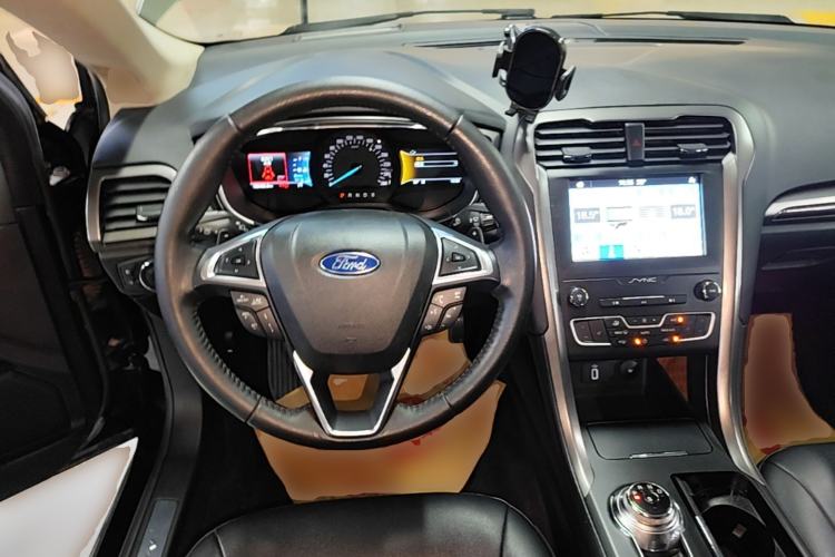 Used Ford Mondeo 2018 EcoBoost 180 SmartControl Luxury Model China V Standard Steering Wheel