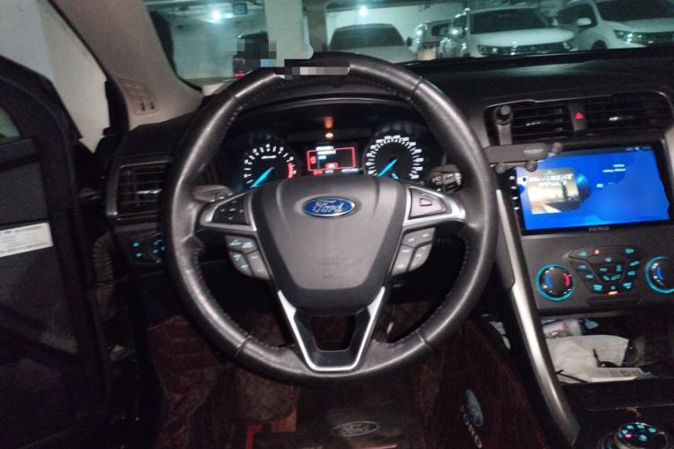 Used Ford Mondeo 2018 EcoBoost 200 Stylish Model Steering Wheel