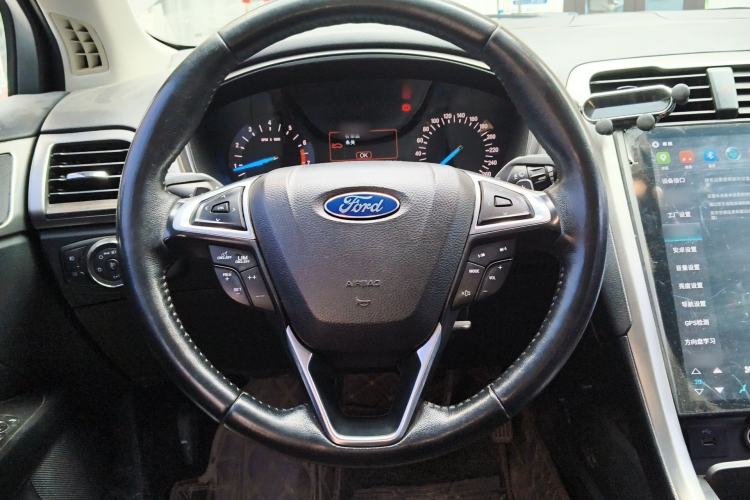 Used Ford Mondeo 2018 EcoBoost 180 Fashion Edition Steering Wheel