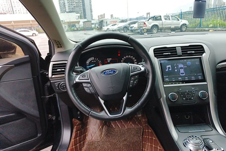 Used Ford Mondeo 2018 EcoBoost 180 Fashion Edition Steering Wheel