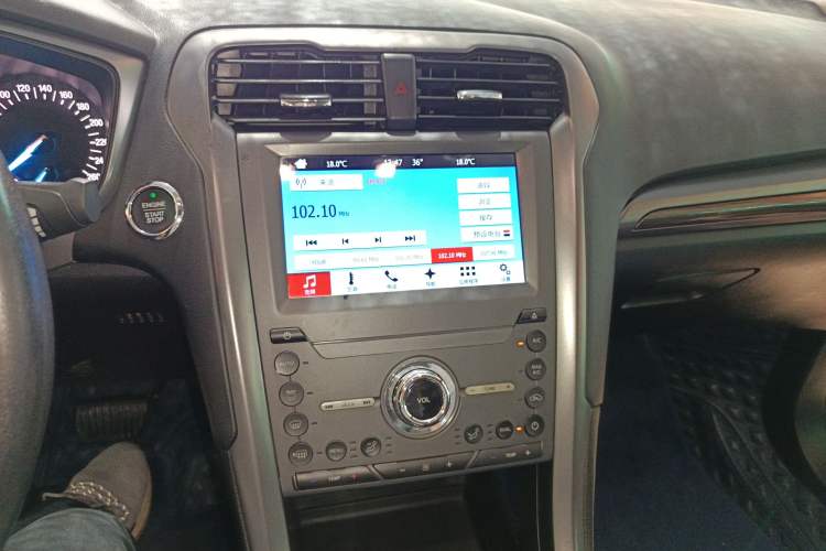 Used Ford Mondeo 2018 EcoBoost 180 Smart Control Fashion Model China VI Standard Audio And AC Panel