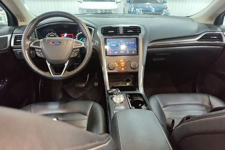 Used Ford Mondeo 2018 EcoBoost 180 Smart Control Fashion Model China V Standard Center Console