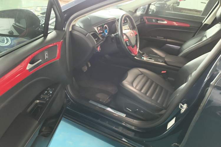 Used Ford Mondeo 2018 EcoBoost 180 Smart Control Fashion Model China V Standard Driver Seat