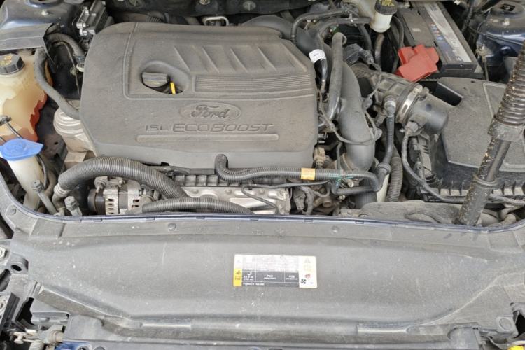 Used Ford Mondeo 2018 EcoBoost 180 Smart Control Fashion Model China V Standard Engine Bay
