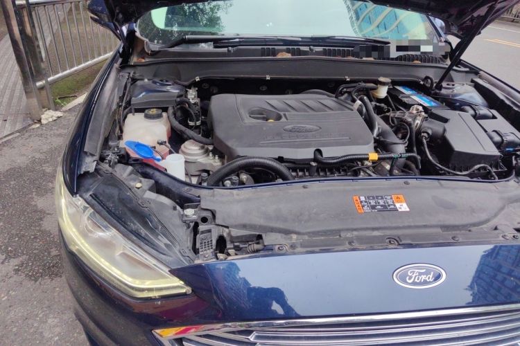 Used Ford Mondeo 2018 EcoBoost 180 Fashion Edition Engine Bay Right