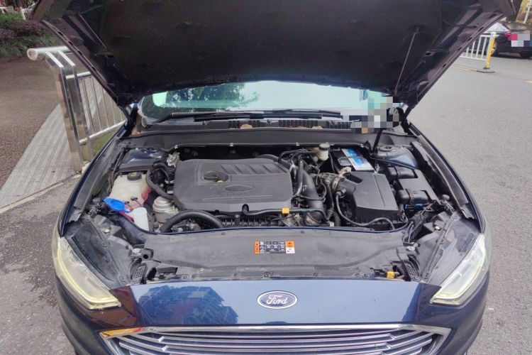 Used Ford Mondeo 2018 EcoBoost 180 Fashion Edition Engine Bay