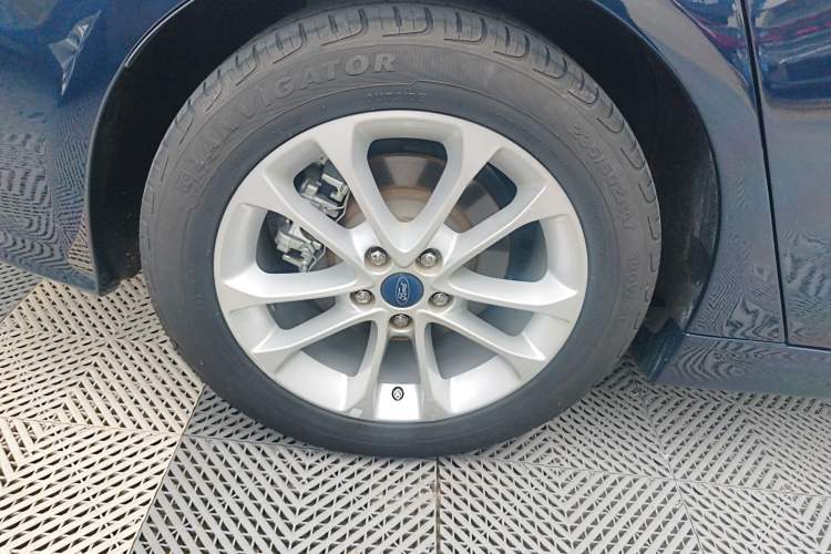 Used Ford Mondeo 2018 EcoBoost 180 Smart Control Fashion Model China V Standard Exterior 5