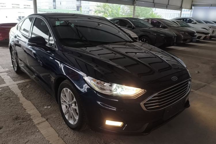 Used Ford Mondeo 2018 EcoBoost 180 Smart Control Fashion Model China VI Standard Front Right 45 Deg