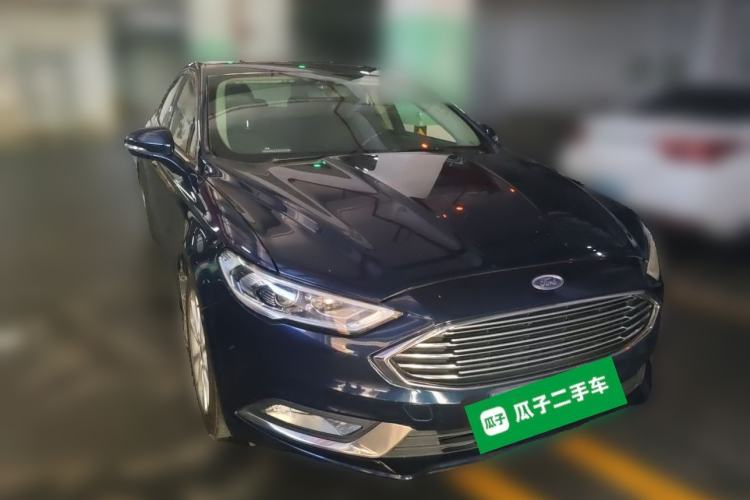 Used Ford Mondeo 2018 EcoBoost 200 Stylish Model Front Right 45 Deg