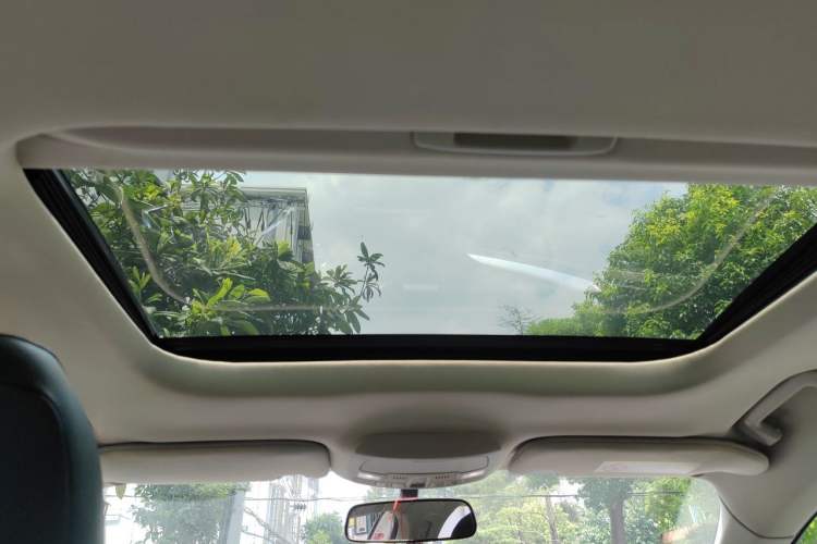 Used Ford Mondeo 2018 EcoBoost 200 Smart Control Fashion Model China VI Standard Headliner